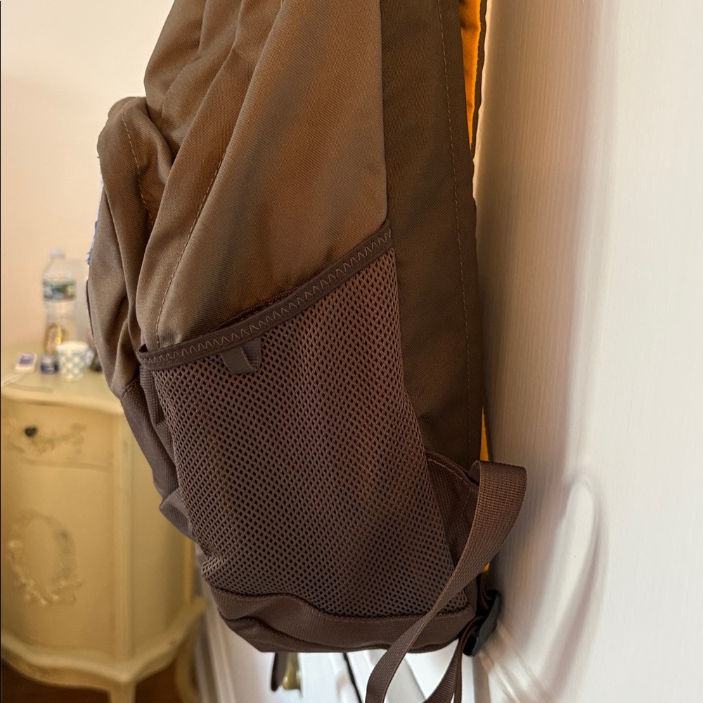 The North Face “Wise Guy” Brown Backpack - Picture 6 of 11